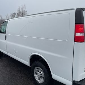 CHEVROLET EXPRESS CARGO 2500 - 6