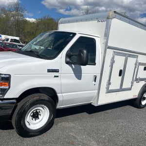 FORD E-350 CUTAWAY - 2