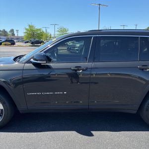 JEEP GRAND CHEROKEE L LIMITED - 4