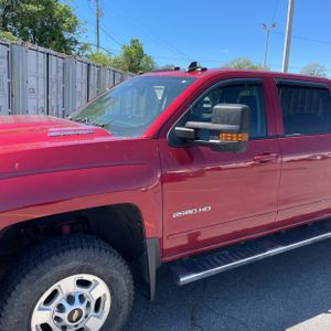CHEVROLET SILVERADO 2500HD LT - 2