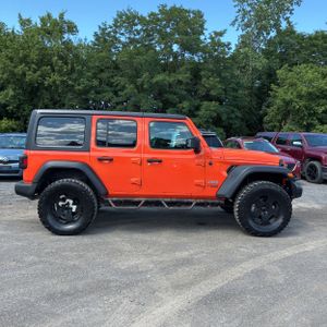 صورة 10 لـ 2019 JEEP WRANGLER UNLIMITED SPORT S