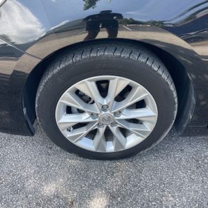 صورة مصغرة 17 لـ 2014 Lexus ES 300H BASE