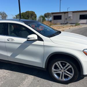 2015 Mercedes-BENZ GLA — миниатюра 13