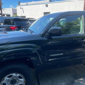 صورة 2 لـ 2010 Toyota TACOMA BASE