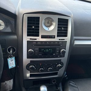 2010 Chrysler 300 TOURING 照片 37