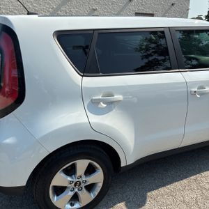 2017 KIA SOUL BASE photo 8