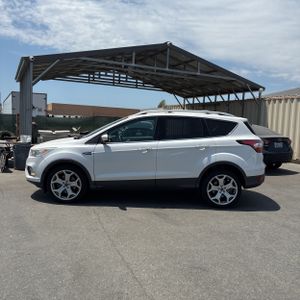 صورة 3 لـ 2017 FORD ESCAPE TITANIUM