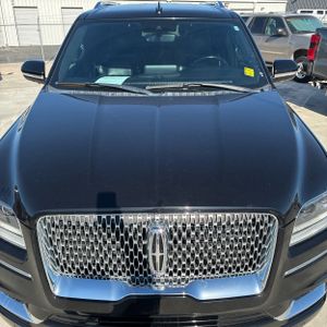 صورة 15 لـ 2020 Lincoln NAVIGATOR RESERVE