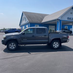 2011 Toyota TACOMA V6 photo 3
