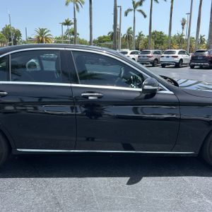 2015 Mercedes-BENZ C-CLASS thumbnail 11