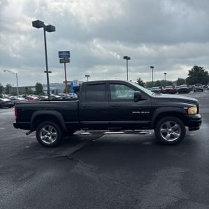 2005 Dodge RAM 1500 SLT/LARAMIE 照片 10