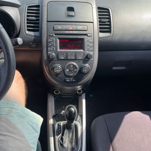 2012 KIA SOUL + thumbnail 37
