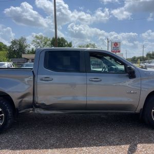 2019 Chevrolet SILVERADO 1500 LT — миниатюра 11