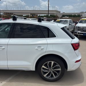 صورة 6 لـ 2024 AUDI Q5 QUATTRO S LINE PREM PLUS 45 TFSI