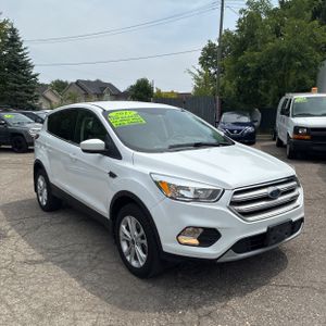 صورة مصغرة 12 لـ 2017 FORD ESCAPE SE