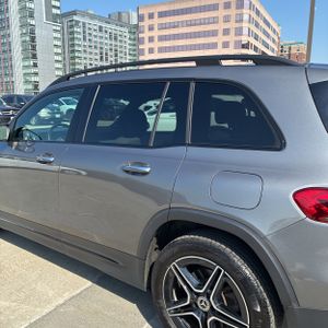 MERCEDES-BENZ GLB - 6