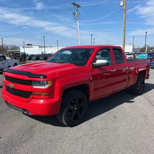 CHEVROLET SILVERADO 1500 CUSTOM - 1