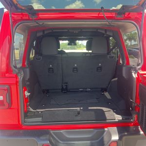 2025 JEEP WRANGLER SAHARA — миниатюра 41