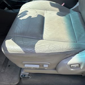 صورة مصغرة 45 لـ 2004 Toyota SEQUOIA SR5