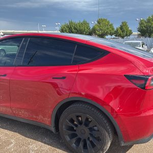 TESLA MODEL Y LONG RANGE - 6