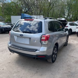 SUBARU FORESTER 2.5I - 8