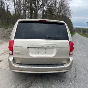 DODGE GRAND CARAVAN - 7