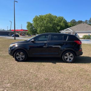 KIA SPORTAGE LX - 3
