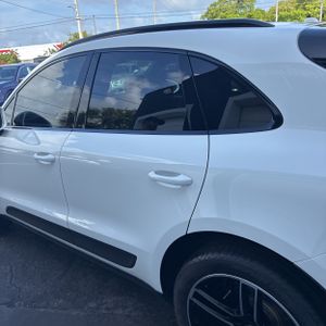 PORSCHE MACAN BASE - 6