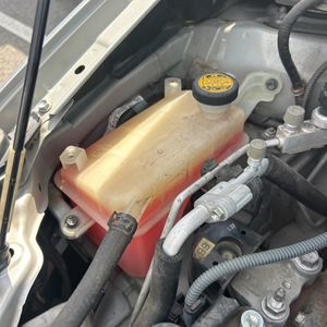 2011 Toyota PRIUS FOUR — миниатюра 48