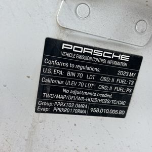 2023 Porsche MACAN — миниатюра 47