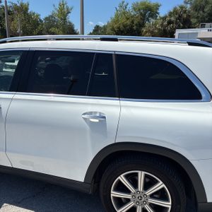 MERCEDES-BENZ GLS - 6