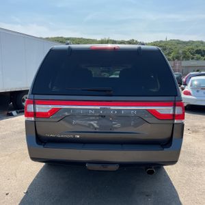 صورة 7 لـ 2017 Lincoln NAVIGATOR L RESERVE