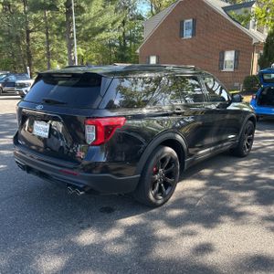 FORD EXPLORER ST - 7