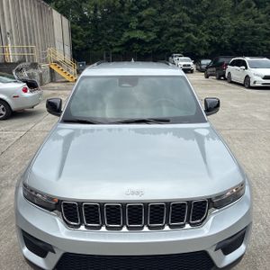 2024 JEEP GRAND CHEROKEE LAREDO — миниатюра 15