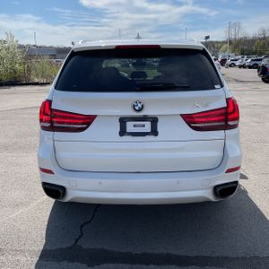BMW X5 XDRIVE50I - 7