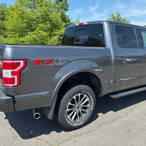 2018 FORD F-150 XLT photo 9