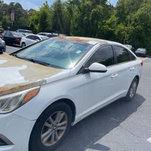 HYUNDAI SONATA SE - 2