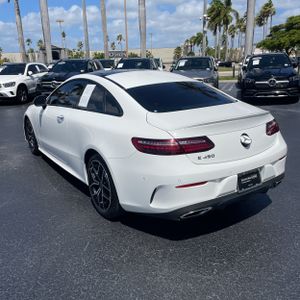 MERCEDES-BENZ E-CLASS - 5