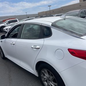 2019 KIA OPTIMA LX photo 6