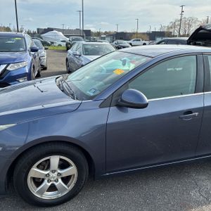 CHEVROLET CRUZE 1LT AUTO - 2