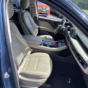 صورة مصغرة 30 لـ 2020 Lincoln AVIATOR RESERVE