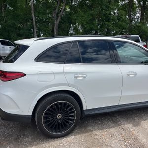 MERCEDES-BENZ GLC - 9