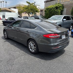 FORD FUSION SE - 4