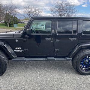 JEEP WRANGLER UNLIMITED SAHARA - 4