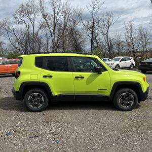 JEEP RENEGADE SPORT - 10