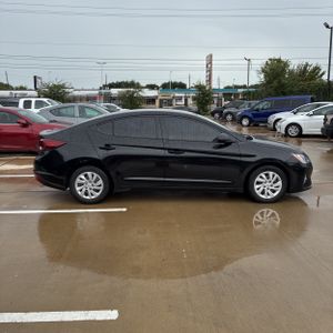 2020 Hyundai ELANTRA SE photo 10