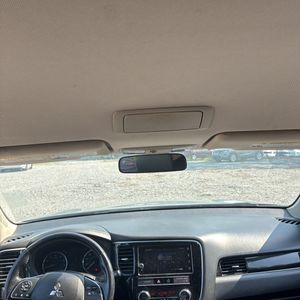 صورة مصغرة 38 لـ 2019 Mitsubishi OUTLANDER SE
