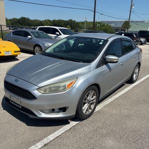 FORD FOCUS SE - 1