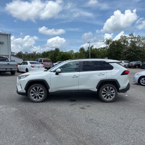 صورة 3 لـ 2021 Toyota RAV4 LIMITED