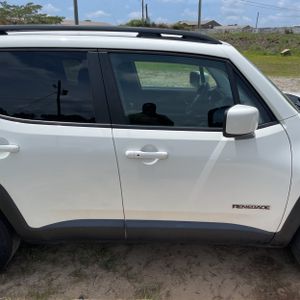 2018 JEEP RENEGADE LATITUDE — миниатюра 11